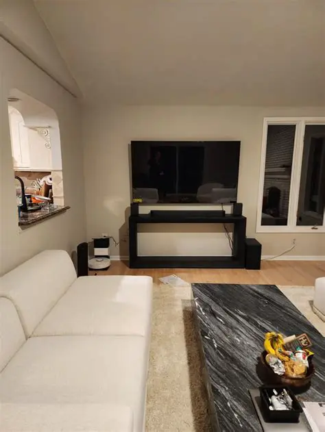 A Complete Internet TV System for Your Living Room