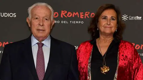 Curro Romero: El Faraón de Camas y el Arte de la Tauromaquia Eterna
