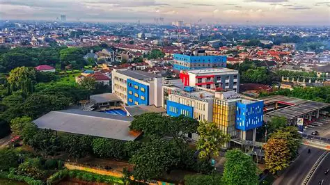 High School in Jakarta: A Guide for Spanish-Speaking Students and Families