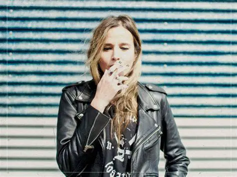 Julia Ducournau: L'Architecte de l'Horreur Corporelle et la Révolution du Cinéma Français
