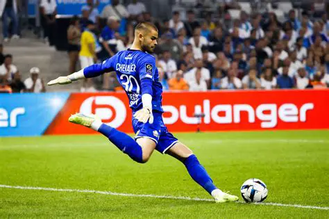 Lucas Chevalier : L'Ascension Fulgurante du Gardien de But Lillois en Ligue 1