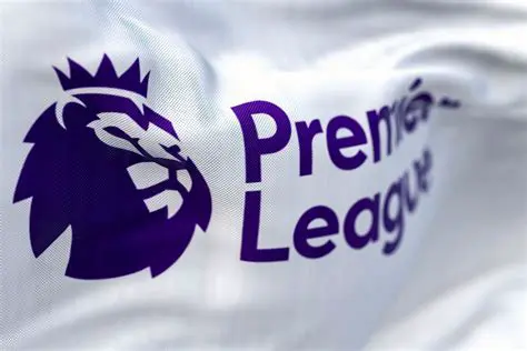 Premier League: Analiza Sezonu, Kluczowe Transfery i Prognozy dla Wielkich Klubów